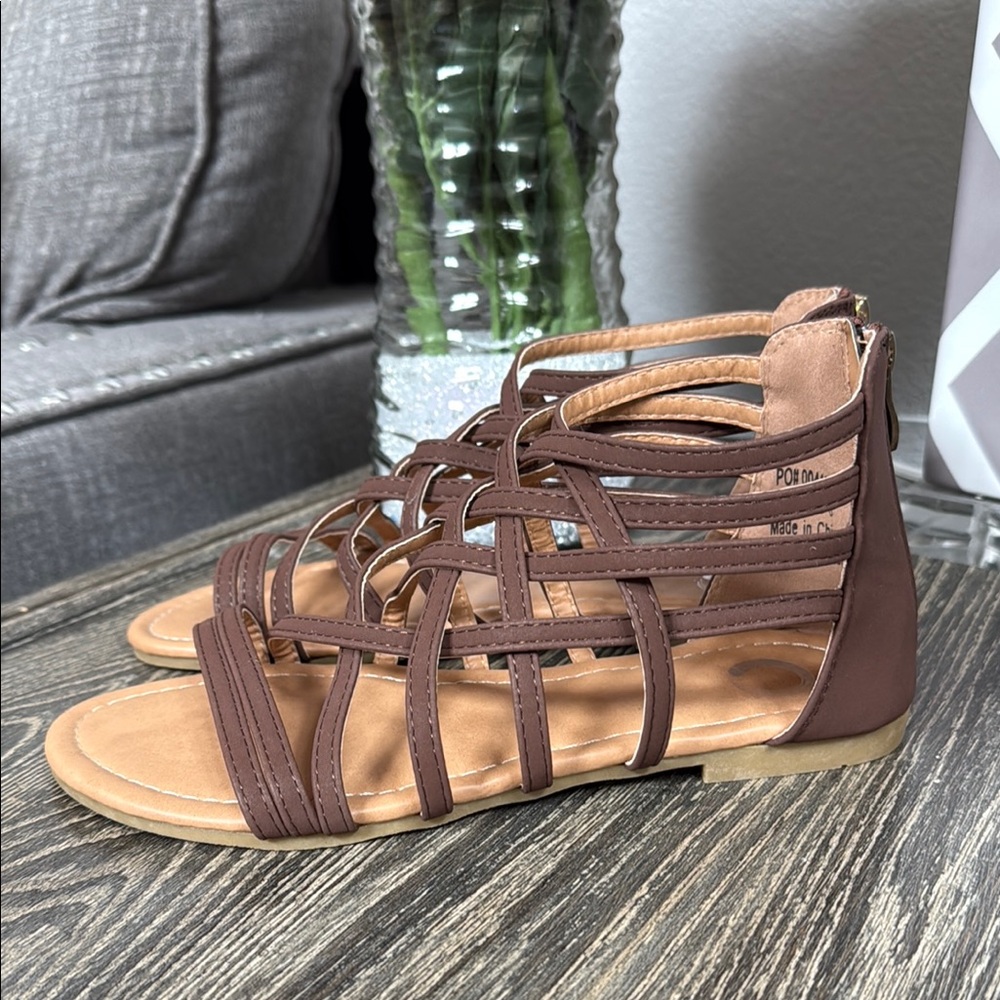 Journee Collection Hanni Gladiator Sandal Wide Size - Picture 5 of 16